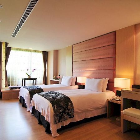 Tai-Yi Red Maple Resort Puli Ngoại thất bức ảnh