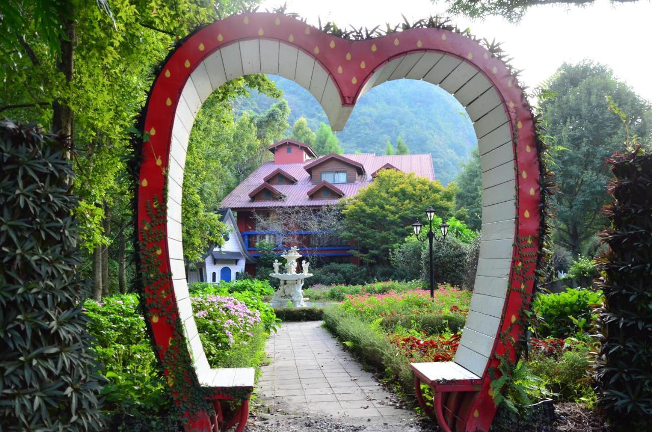 Tai-Yi Red Maple Resort Puli Ngoại thất bức ảnh