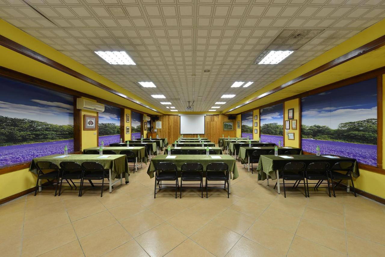 Tai-Yi Red Maple Resort Puli Ngoại thất bức ảnh